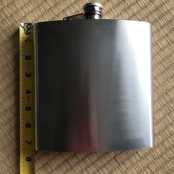 Sharper Image oversized  stainless steel flask - Picture 6 of 7